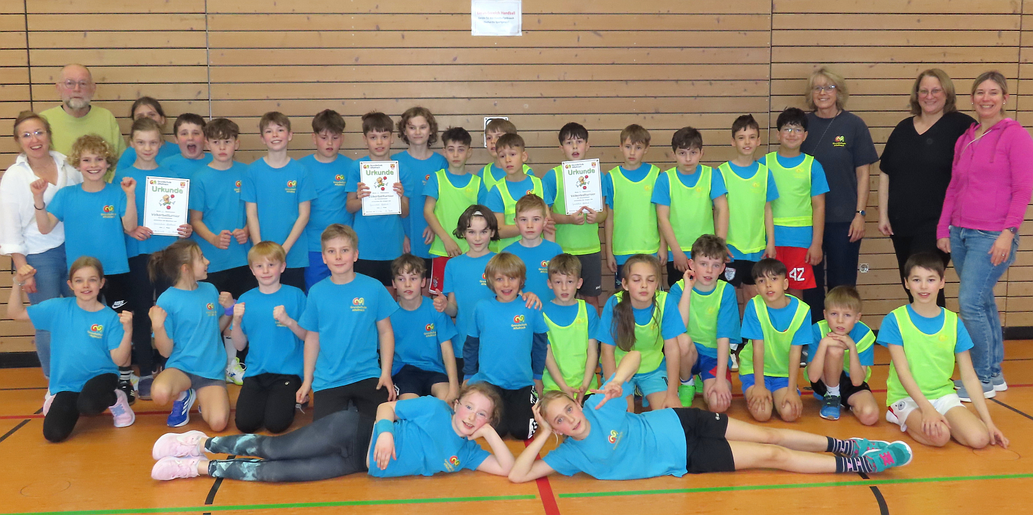 Foto mit den Mannschaften und Betreuern der GS Affaltrach